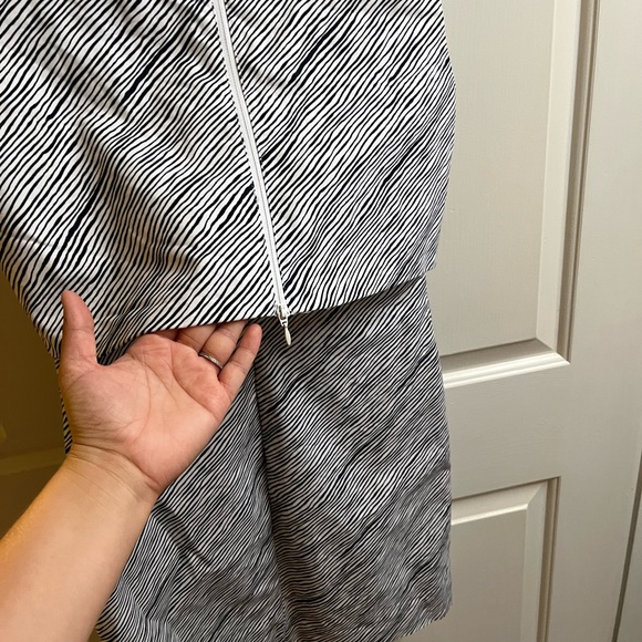 Kate Spade Saturday Black and White Dress size 2 - Picture 5 of 5